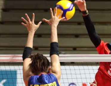 tugas-middle-blocker-dalam-lapangan