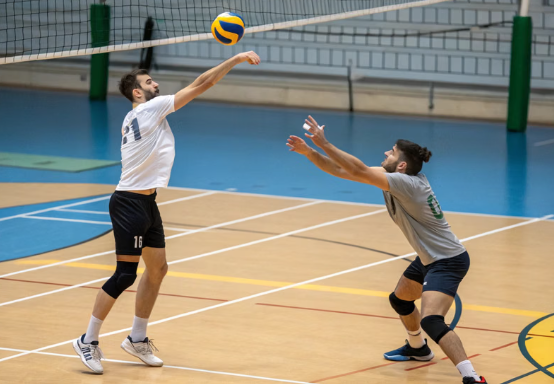 Teknik Pantulan Voli Untuk Kontrol Bola Akurat