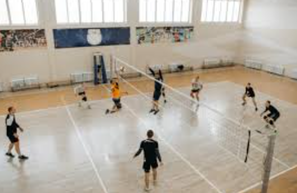 Mengenal Jenis-Jenis Olahraga Voli dan Perbedaannya